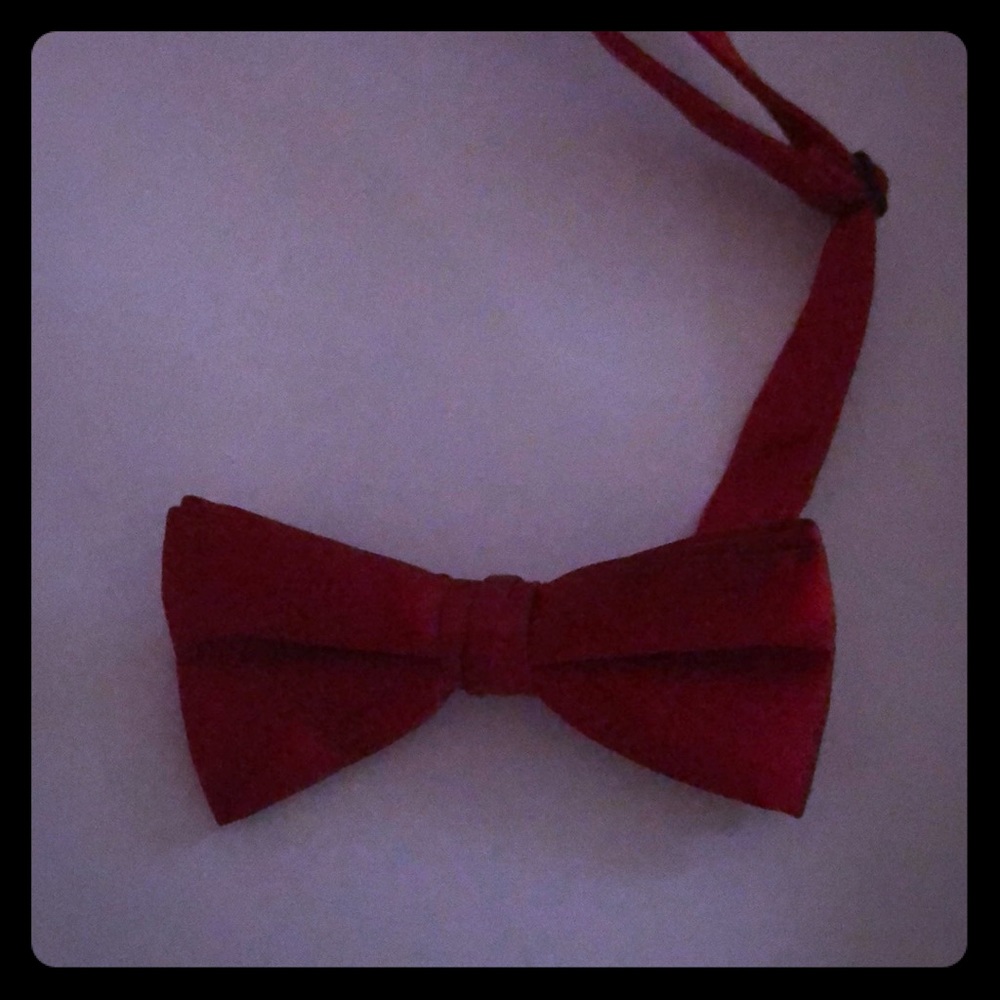 Fancy red bowtie